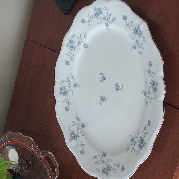 Jonathan Haviland Bavaria Germany Blue Garland 13" platter - Picture 2 of 12
